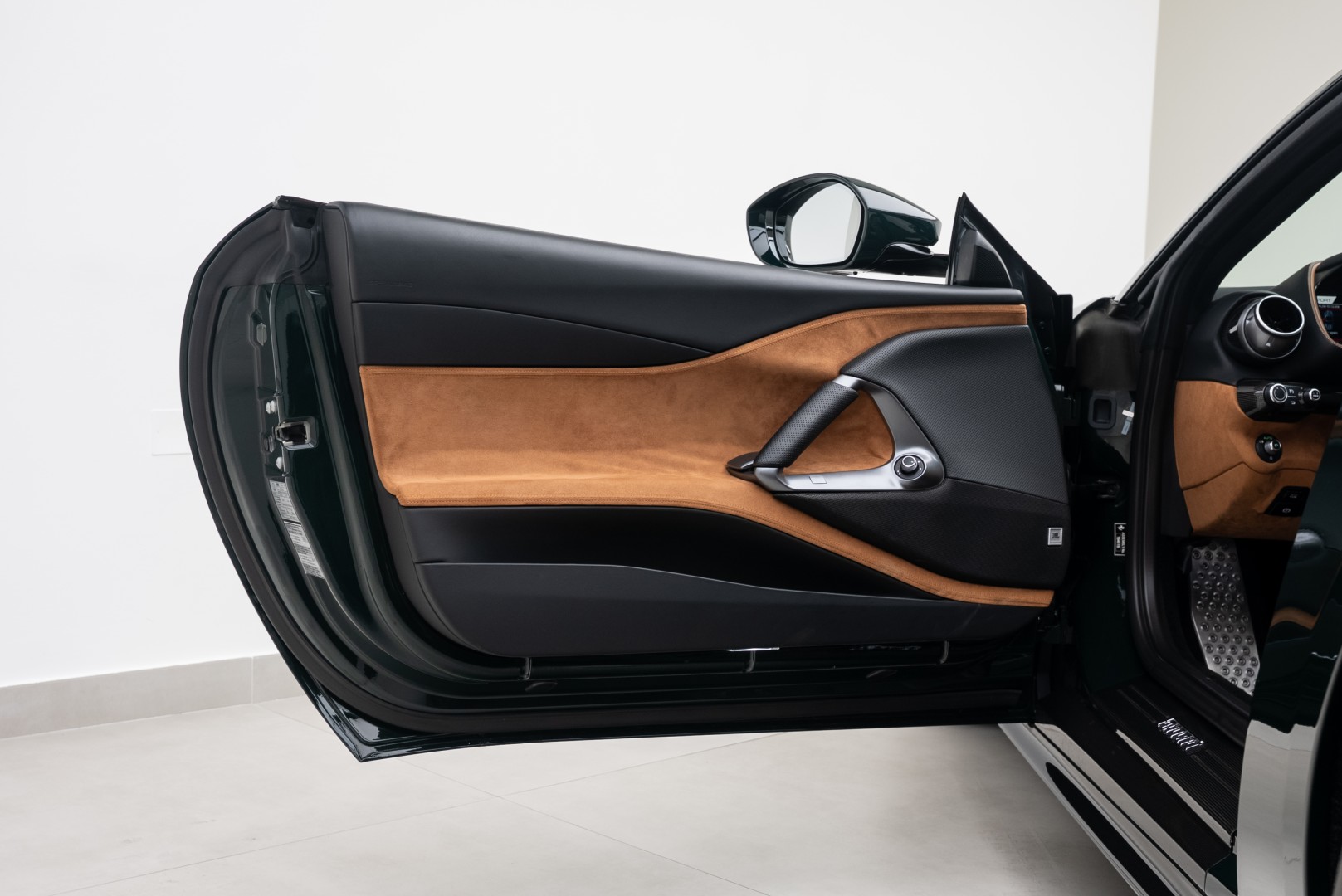 2022 FERRARI 812 GTS | MAIN DEALER SERVICE | 